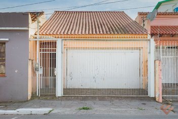 commercial_building em General Neto, Centro - Pelotas - RS