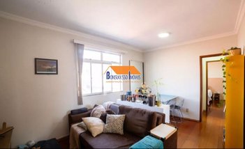 apartment em Rua Célia de Sousa, Sagrada Família - Belo Horizonte - MG