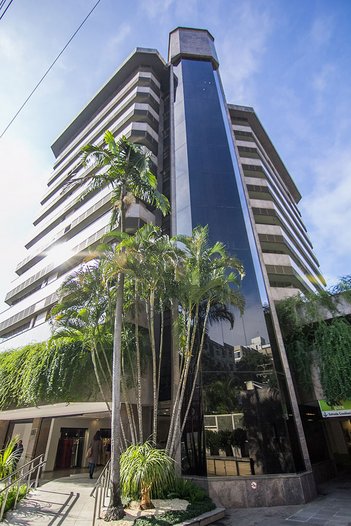 office em Padre Chagas, Moinhos de Vento - Porto Alegre - RS