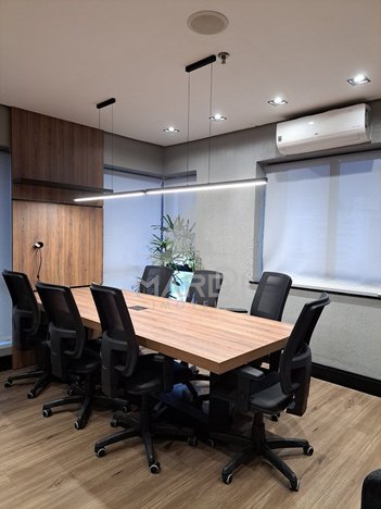 office em Getúlio Vargas, Menino Deus - Porto Alegre - RS