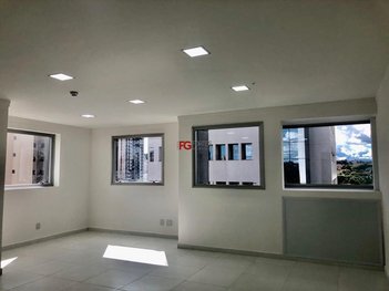 office em Avenida Maurílio Biagi, Ribeirânia - Ribeirão Preto - SP