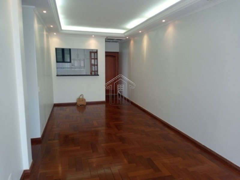 img10890