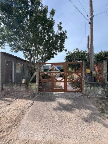 house em Rua Carlota de Oliveira Pacheco, Centro - Cidreira - RS