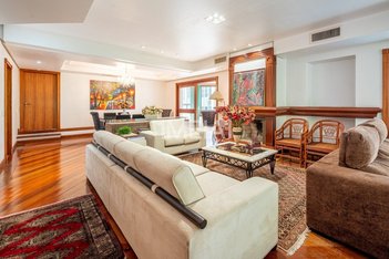 apartment em Rua Luciana de Abreu, Moinhos de Vento - Porto Alegre - RS