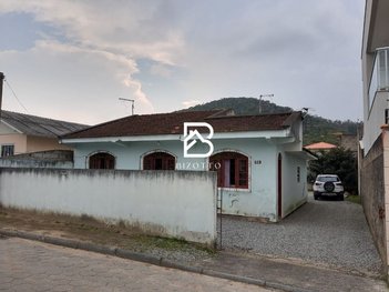 house em José Maria de Souza, Alto Aririú - Palhoça - SC
