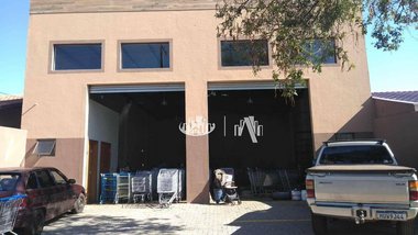 industrial em Avenida Jules Verne, Conjunto Santa Rita 6 - Londrina - PR