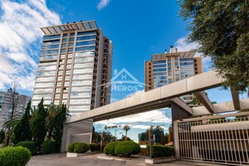 apartment em Avenida Ferdinand Kisslinger, Jardim Europa - Porto Alegre - RS