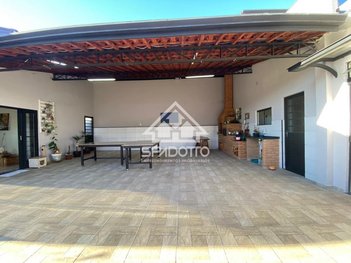 house em Rua Comendador Pereira Ignácio, Jardim Dona Nicota de Barros - Botucatu - SP