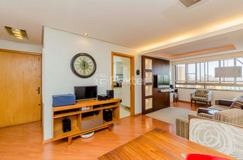 apartment em Rua Washington Luiz, Centro Histórico - Porto Alegre - RS