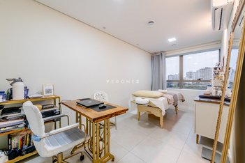 office em Dr Nilo Peçanha, Petrópolis - Porto Alegre - RS