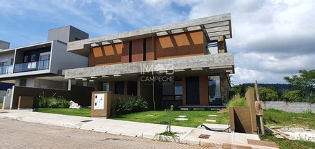house em Rodovia Doutor Antônio Luiz Moura Gonzaga, Rio Tavares - Florianópolis - SC