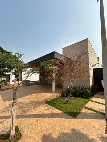 house em Rua Elza Almeida Lemos, Petit-Trianon - Araçatuba - SP