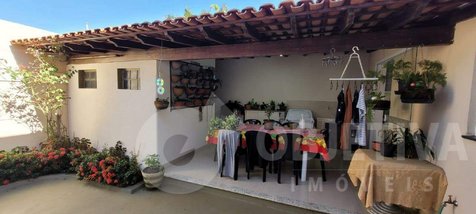 house em Rua Tito Teixeira, Custódio Pereira - Uberlândia - MG