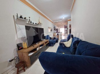 house em Rua Dyenifer Aparecida Costa Santos, Jardim Europa - Uberlândia - MG