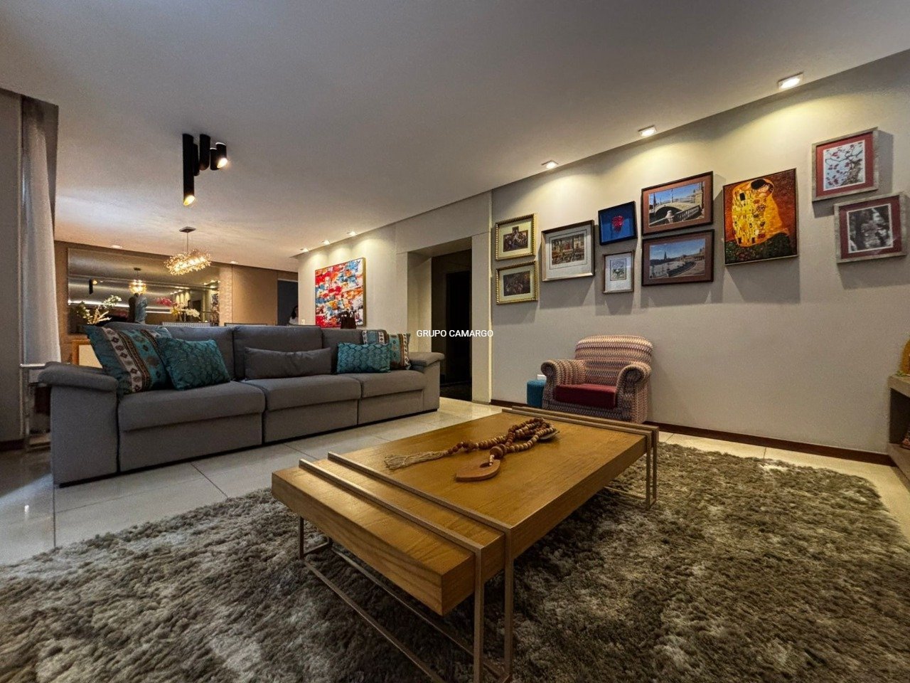 Apartamento com 4 quartos — Santo Agostinho, Belo Horizonte