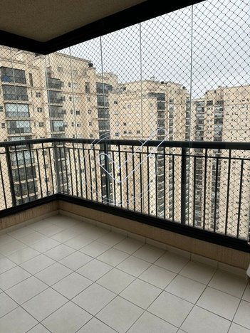 apartment em Rua Werner Goldberg, Jardim Tupanci - Barueri - SP