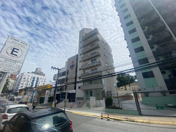 apartment em Rua Almirante Dorval Melchíades de Souza, Centro - Florianópolis - SC
