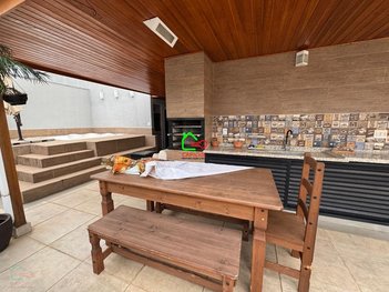 apartment em Rua Humberto Pescarini, Centro - Vinhedo - SP