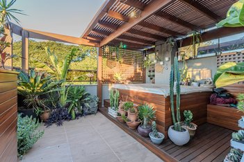 apartment em Rua Aparício Mariense, Passo da Areia - Porto Alegre - RS