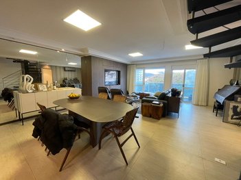 apartment em Avenida Governador Irineu Bornhausen, Agronômica - Florianópolis - SC