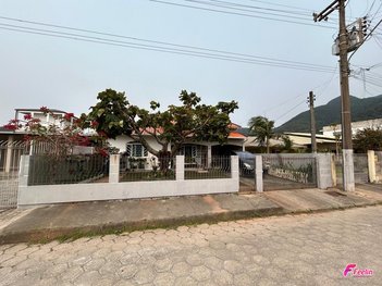 house em Júlia Caetano Dutra, Praia de Fora - Palhoça - SC