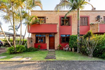 house em Avenida Vicente Monteggia, Cavalhada - Porto Alegre - RS