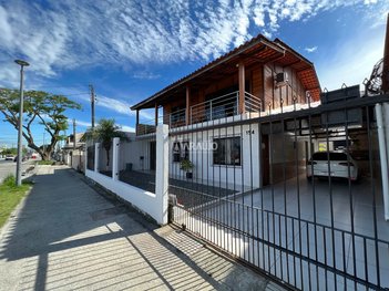 house em Avenida Campos Novos, São Vicente - Itajaí - SC