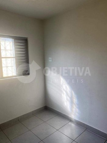 house em Rua Padre Américo Ceppi, Brasil - Uberlândia - MG