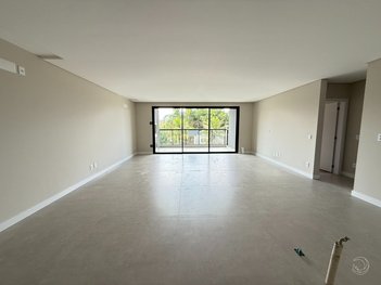apartment em dos Polvos, Jurerê - Florianópolis - SC