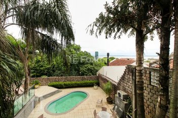 house em Avenida Cai, Cristal - Porto Alegre - RS