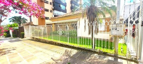 house em Rua Eça de Queiroz, Petrópolis - Porto Alegre - RS