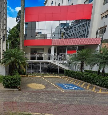 business em Rua Oscar Freire, Pinheiros - São Paulo - SP