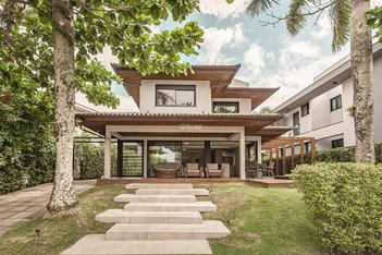 house em Rua das Garoupas, Jurerê Internacional - Florianópolis - SC