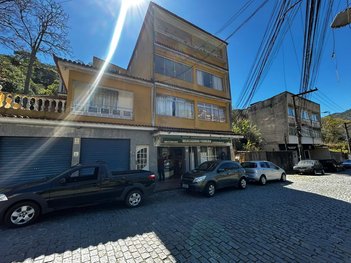 apartment em Rua Professor Stroeller, Quarteirão Brasileiro - Petrópolis - RJ