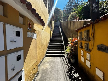 Cômodo Condomínio