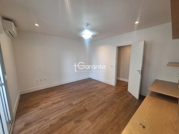 apartment em Avenida Parkinson, Alphaville Empresarial - Barueri - SP