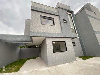 house em Rua Sargento Tadeu Czocher, Uberaba - Curitiba - PR