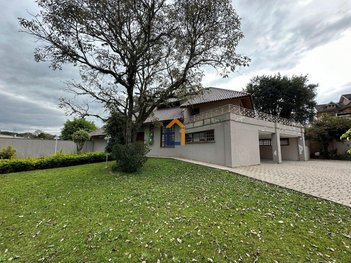 house em Rua Luiz Kula, Santo Inácio - Curitiba - PR