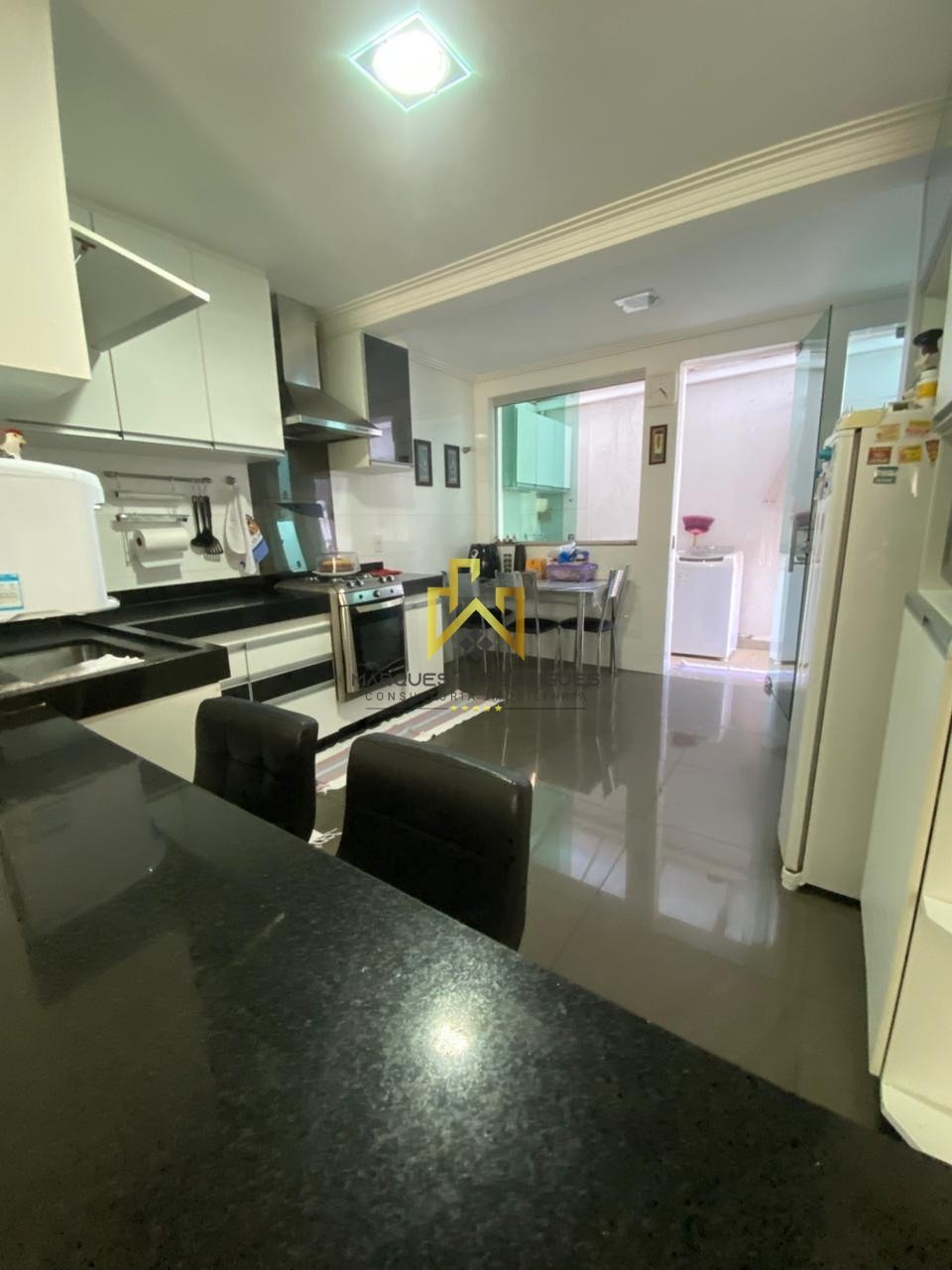Apartamento com 3 quartos — Santa Amélia, Belo Horizonte