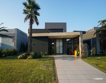 house em Avenida Diamante, Rainha do Mar - Xangri-Lá - RS