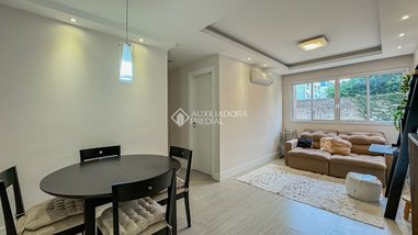 apartment em Rua Antônio Joaquim Mesquita, Passo da Areia - Porto Alegre - RS