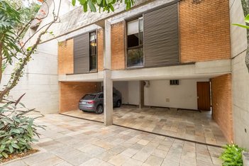 house em Rua Heitor de Morais, Pacaembu - São Paulo - SP