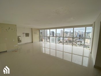 office em Cônego Tomáz Fontes, Centro - Itajaí - SC