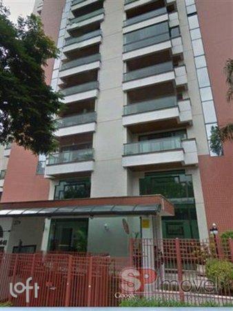 RUA AZEVEDO SOARES - facade01.jpg