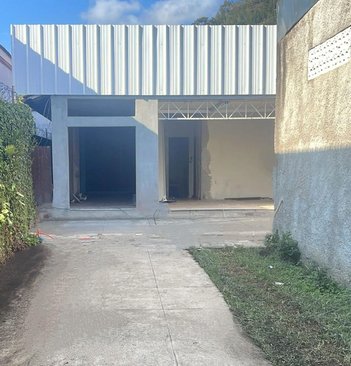 business em Rua Quissamã, Quissama - Petrópolis - RJ