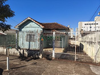 house em Rua Uruguai, Centro - Londrina - PR
