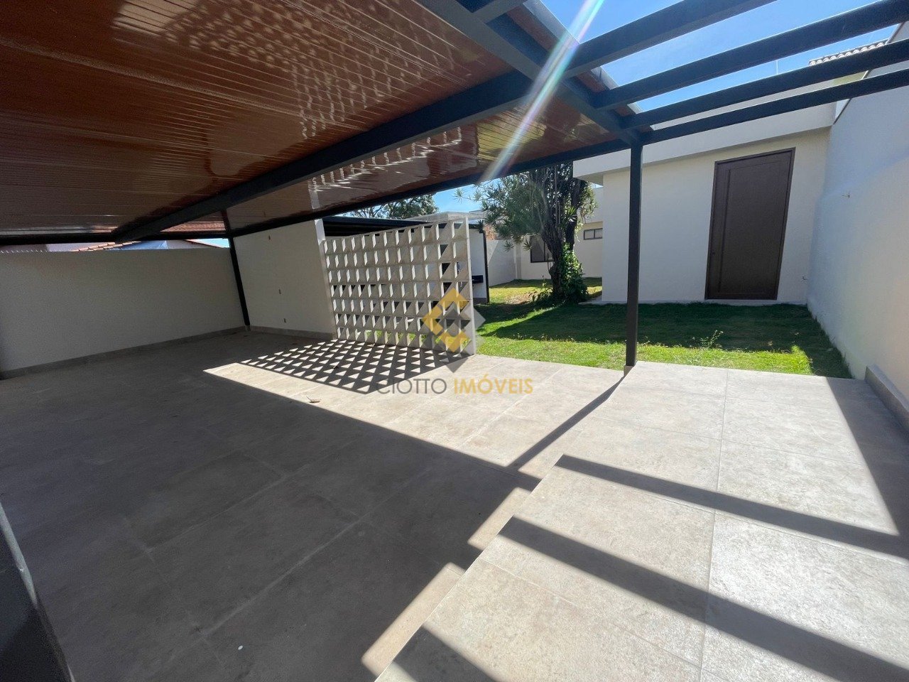 Casa com 4 quartos — Jaraguá, Belo Horizonte