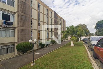 apartment em Rua Professor Guilherme Butler, Barreirinha - Curitiba - PR