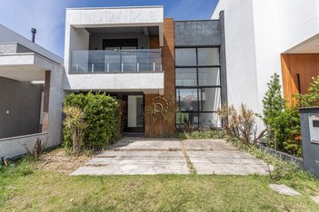 house em Rua Sinai, Ipanema - Porto Alegre - RS