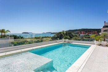 apartment em Rua dos Lambari-Guaçu, Jurerê Internacional - Florianópolis - SC